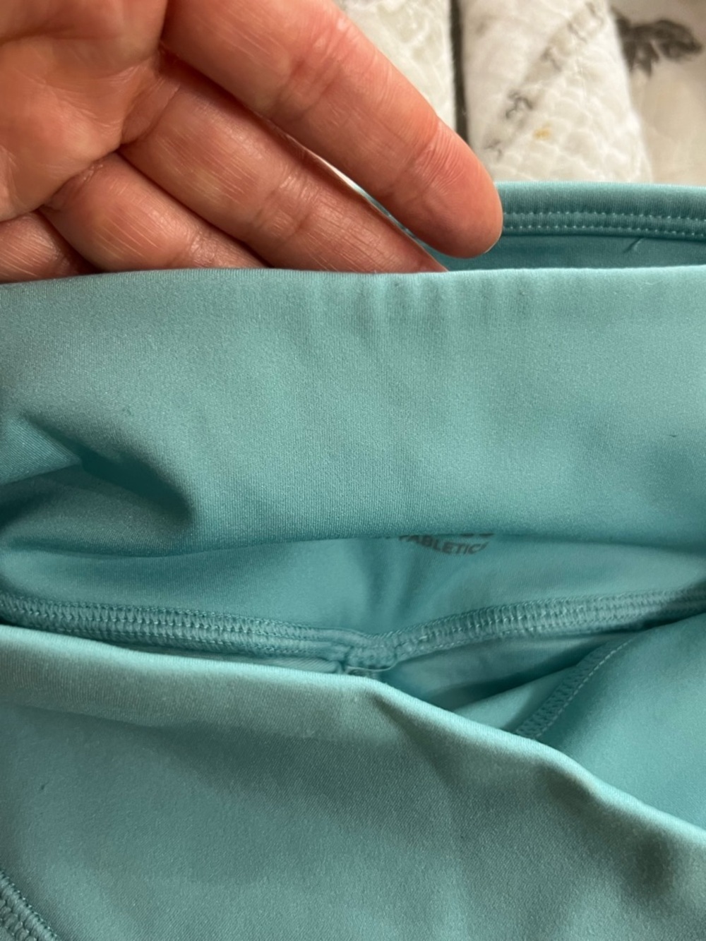Fabletics 365 Motion Leggings Full Length Mint Color Size Small - Picture 4 of 4